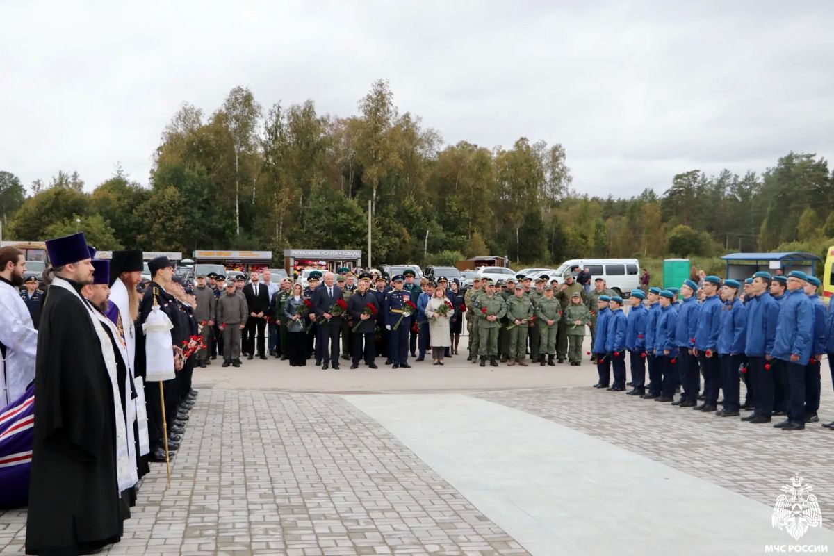 В Псковской области почтили память погибших при защите Отечества В Псковской области почтили память погибших при защите Отечества