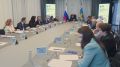 Михаил Ведерников: Также рассмотрели методические рекомендации, регламентирующие порядок размещения и использования Государственного флага РФ, флага Псковской области и копии Знамени Победы