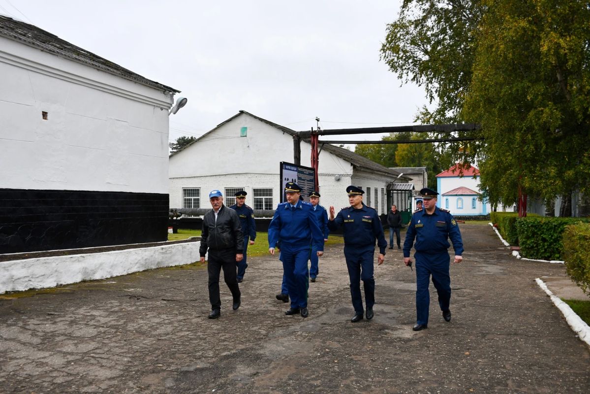 ИК-3 УФСИН России по Псковской области посетили прокурор региона, Уполномоченный по правам человека и председатель ОНК ИК-3 УФСИН России по Псковской области посетили прокурор региона, Уполномоченный по правам человека и председатель ОНК
