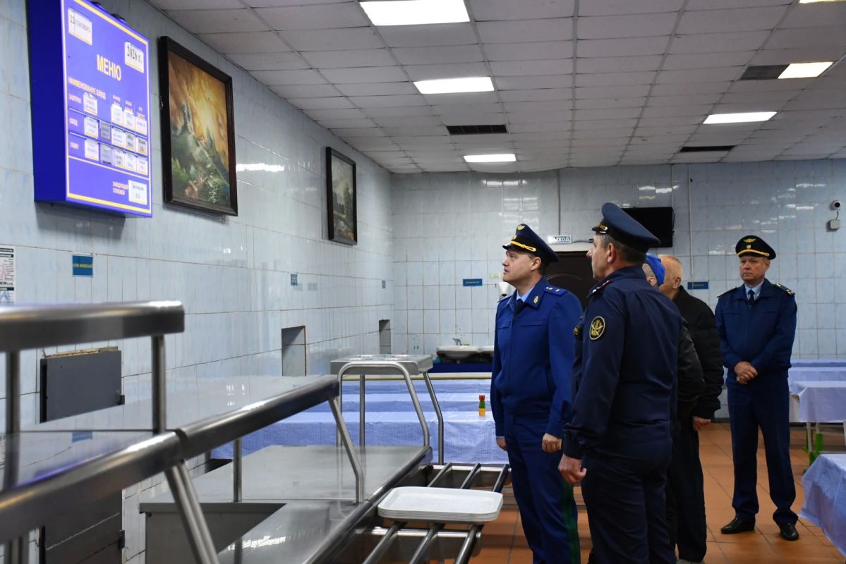 ИК-3 УФСИН России по Псковской области посетили прокурор региона, Уполномоченный по правам человека и председатель ОНК ИК-3 УФСИН России по Псковской области посетили прокурор региона, Уполномоченный по правам человека и председатель ОНК