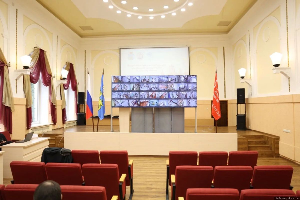 В списках партийных наблюдателей в Псковской области обнаружили умерших людей