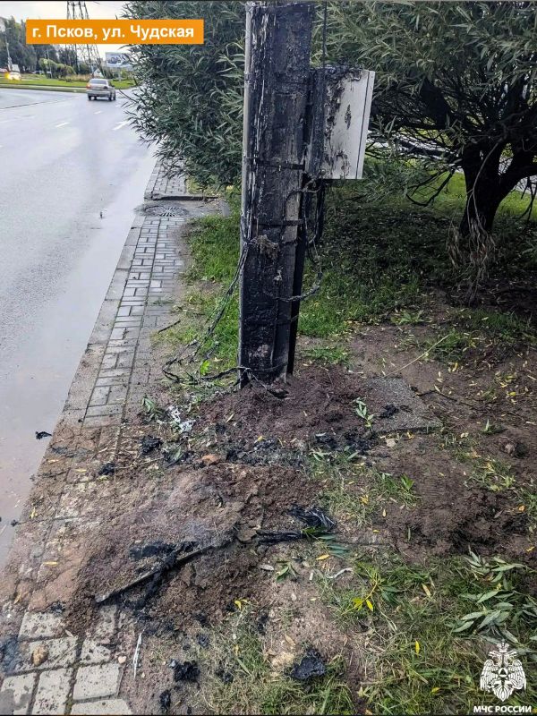 #ОперативноЗаСутки. За минувшие дежурные сутки пожарно-спасательные подразделения Псковской области реагировали на 4 техногенных пожара #ОперативноЗаСутки. За минувшие дежурные сутки пожарно-спасательные подразделения Псковской области реагировали на 4 техногенных пожара