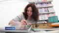 Книги вышли на улицу. В Пскове стартовал литературный фестиваль «Книжная яблоня» — издательства и авторы расположились под открытым небом в самом центре города