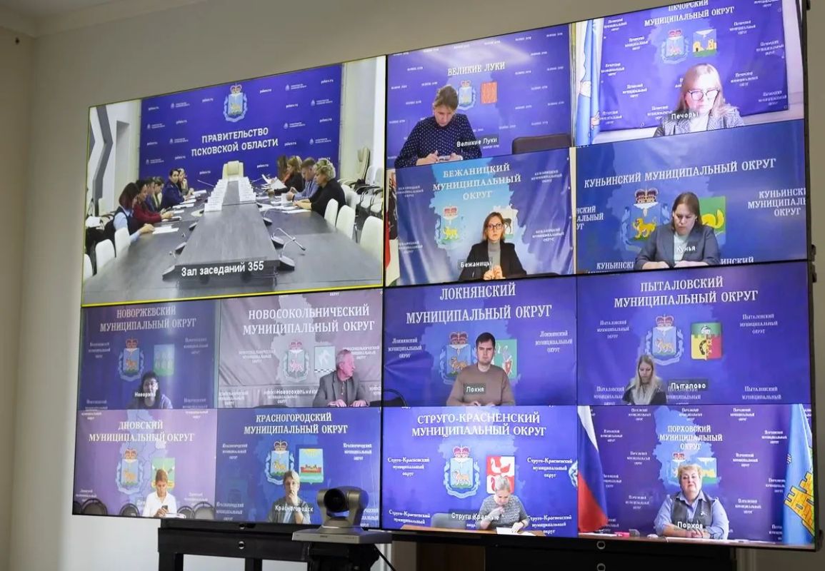 1 октября 2026 года в Правительстве Псковской области прошло заседание межведомственной комиссии по противодействию нелегальной занятости под председательством первого заместителя Губернатора Веры ЕМЕЛЬЯНОВОЙ 1 октября 2026 года в Правительстве Псковской области прошло заседание межведомственной комиссии по противодействию нелегальной занятости под председательством первого заместителя Губернатора Веры ЕМЕЛЬЯНОВОЙ