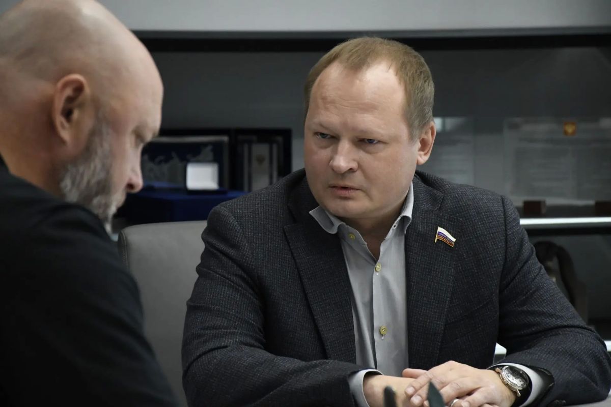 Врип Главы города Пскова Станислав Стармолотов провел встречу с депутатом Государственной Думы от Псковской области Антоном Морозом Врип Главы города Пскова Станислав Стармолотов провел встречу с депутатом Государственной Думы от Псковской области Антоном Морозом