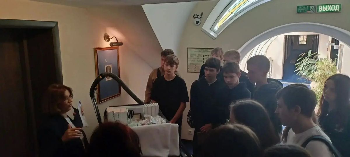 Продолжается серия профориентационных экскурсий для школьников, организованных Министерством туризма Псковской области Продолжается серия профориентационных экскурсий для школьников, организованных Министерством туризма Псковской области