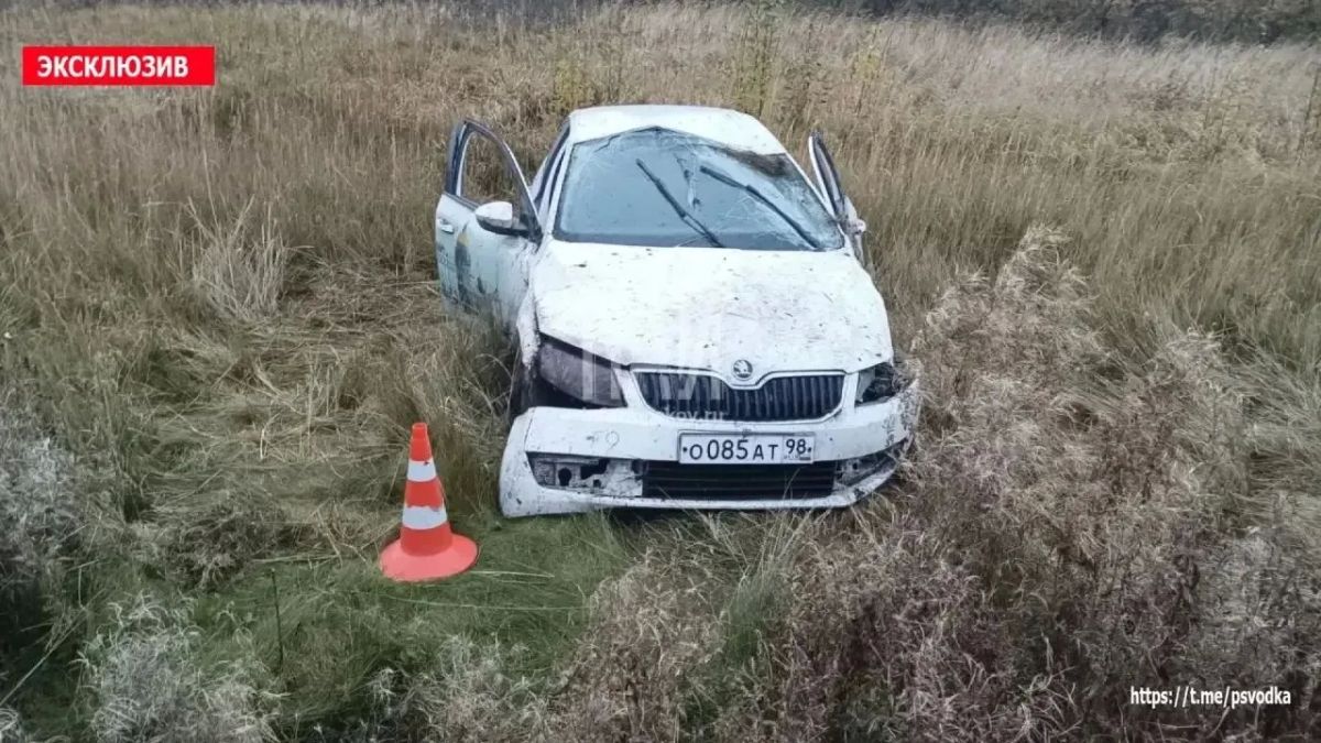 На повороте к деревне Язвы опрокинулась Skoda Octavia, есть пострадавший На повороте к деревне Язвы опрокинулась Skoda Octavia, есть пострадавший