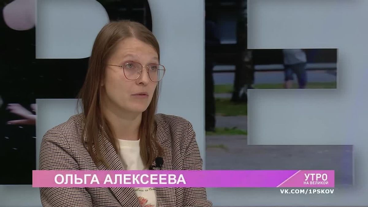 Что делать, если не знаешь, куда идти после школы? Об этом мы поговорили с Ольгой Алексеевой — куратором программы «Твоя траектория» в Псковском городском молодёжном центре