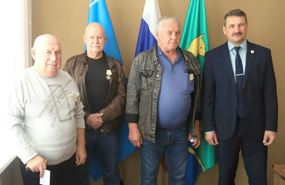 В Псковской области ликвидаторам аварии на Чернобыльской АЭС вручили памятные медали