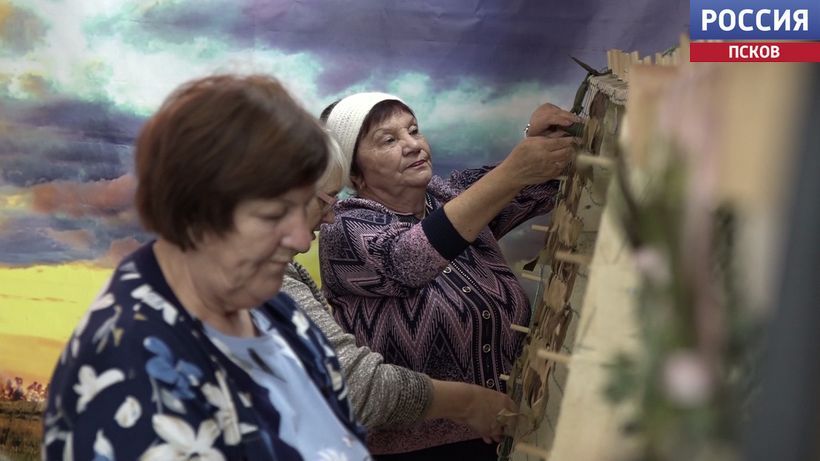 Больше 200 маскировочных сетей за три года: как волонтеры из Ущиц помогают бойцам СВО Больше 200 маскировочных сетей за три года: как волонтеры из Ущиц помогают бойцам СВО