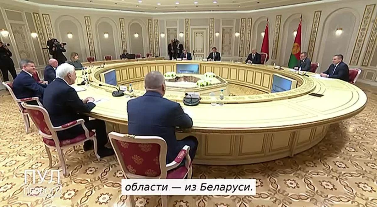 "Надо еще разобраться, чья Брянская область": Лукашенко пошутил насчет принадлежности приграничья на встрече с брянским губернатором Ковальчуком