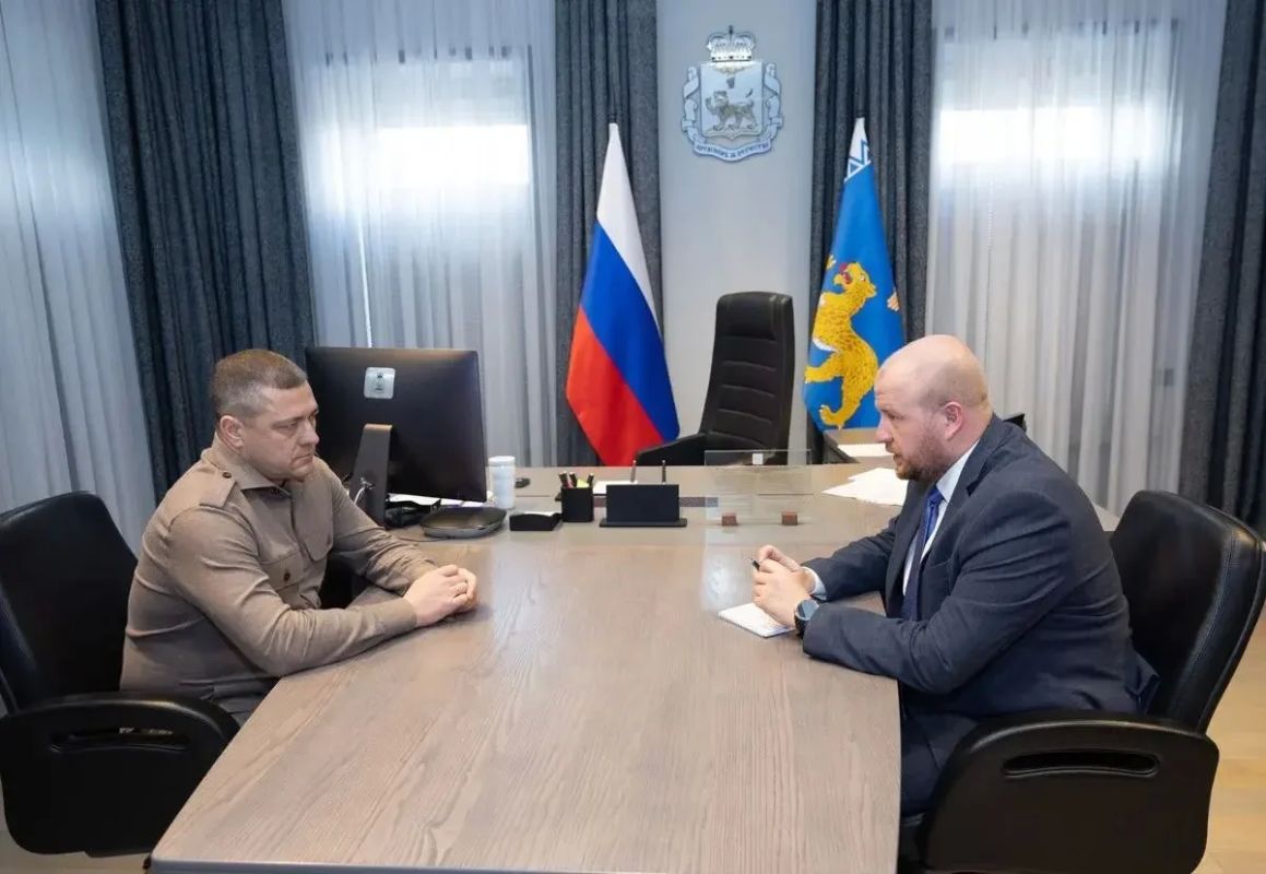 Михаил Ведерников: Порядок предстоящего рассмотрения проекта закона о бюджете на 2027 год и плановый период обсудили с председателем Законодательного Собрания Псковской области Борисом ЁЛКИНЫМ