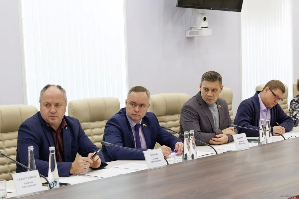 Парламентский час на сессии Заксобрания Псковской области посвятят готовности региона к отопительному сезону Парламентский час на сессии Заксобрания Псковской области посвятят готовности региона к отопительному сезону
