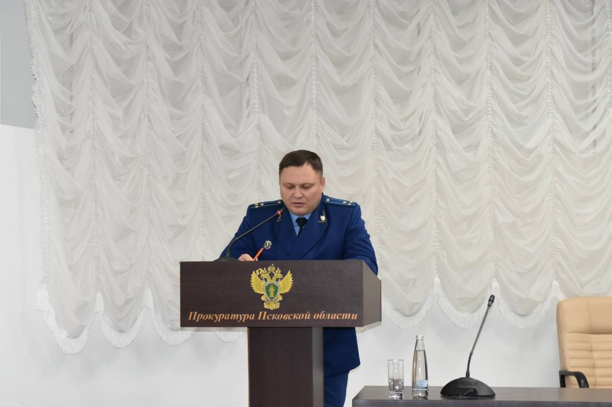Прокурор области Андрей Мошков провел коллегию по вопросам законности расходования бюджетных средств Прокурор области Андрей Мошков провел коллегию по вопросам законности расходования бюджетных средств