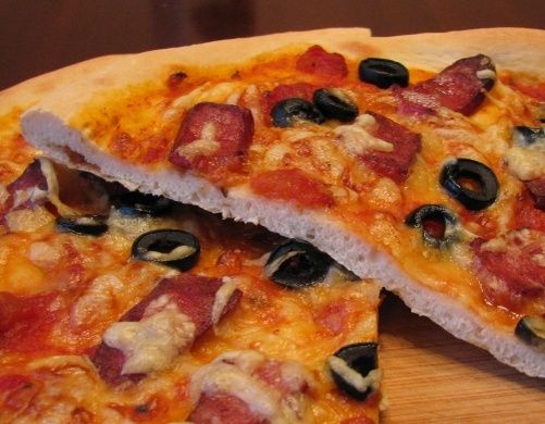 Как приготовить вкусную пиццу всего за полчаса: быстрые советы