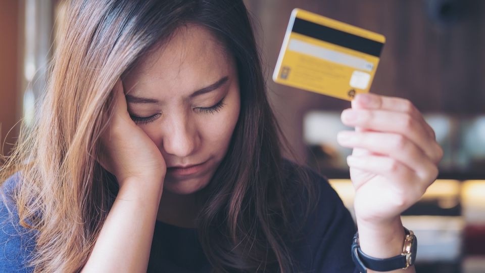 Кредитные карты под угрозой: почему банки урезают лимиты?