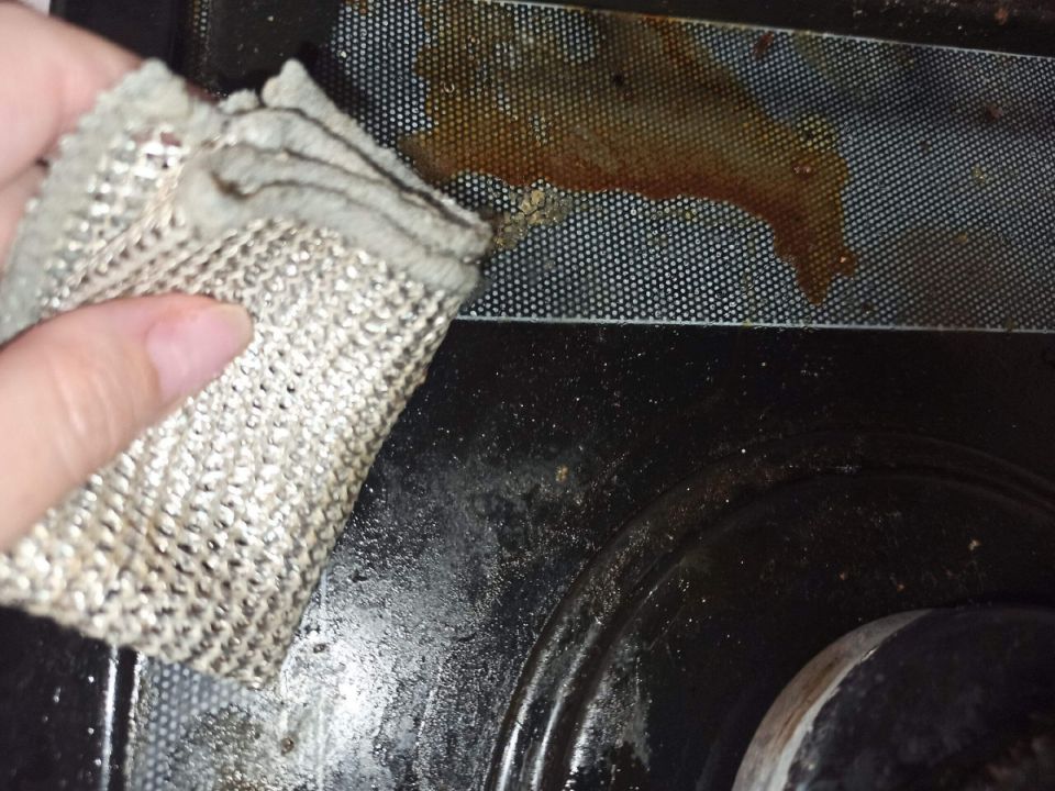 Удивительное средство для чистки плиты: просто, эффективно, безопасно