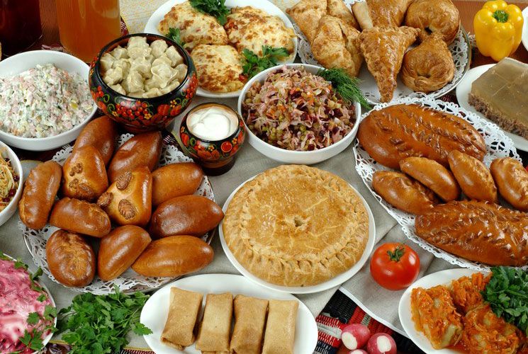 Как украсить рождественский стол: традиционные блюда на праздник